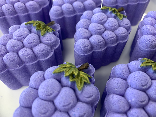 Bunch of Grapes Mini Bath Bomb