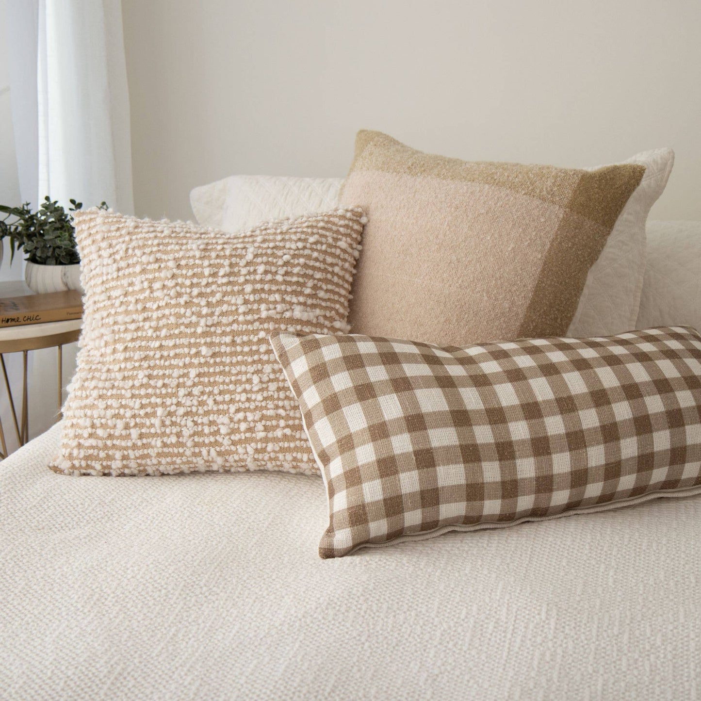 Oden Boucle with Border Pillow Cover