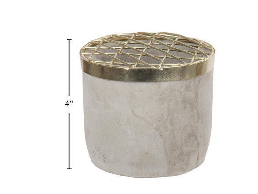 Farmhouse Modern Concrete Flowerarranger, 4x4