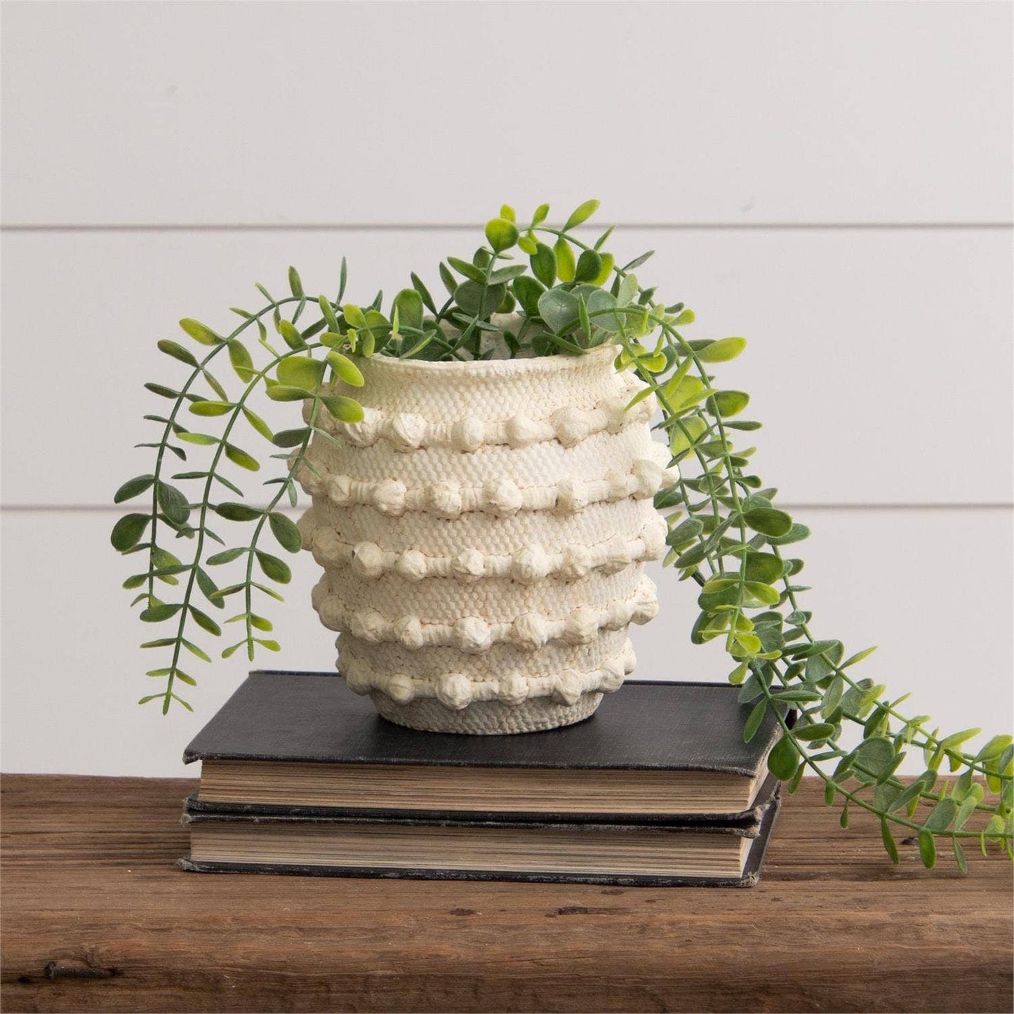 Ivory Textured Knot Cement Vase, Sm (PC)