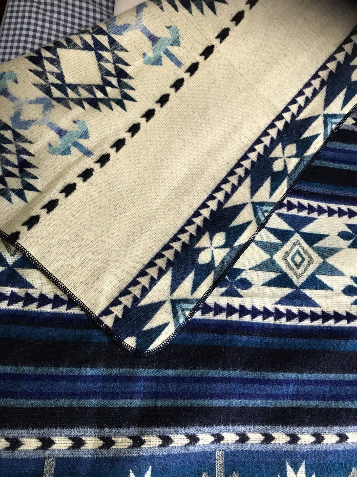 Turquoise and Cream Southwest  Western Couch Throw Blue