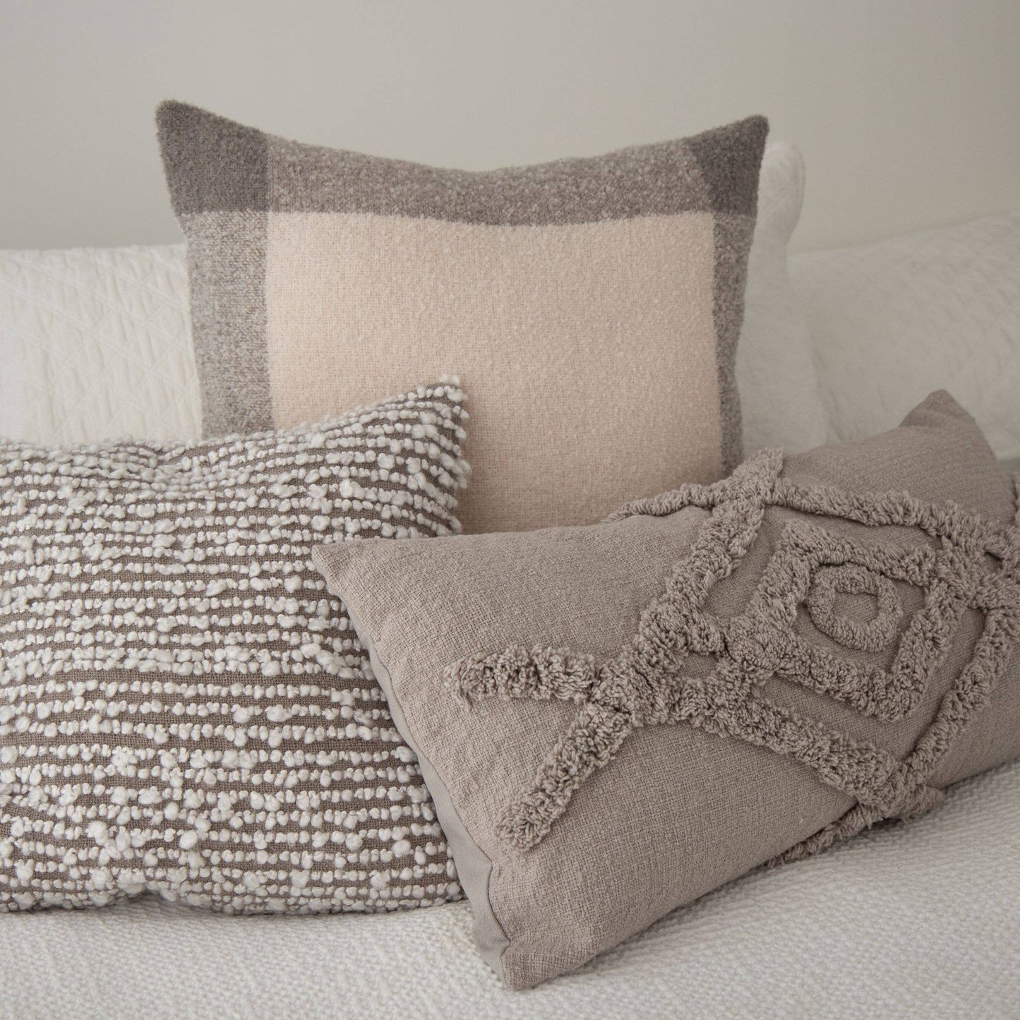 Oden Boucle with Border Pillow Cover