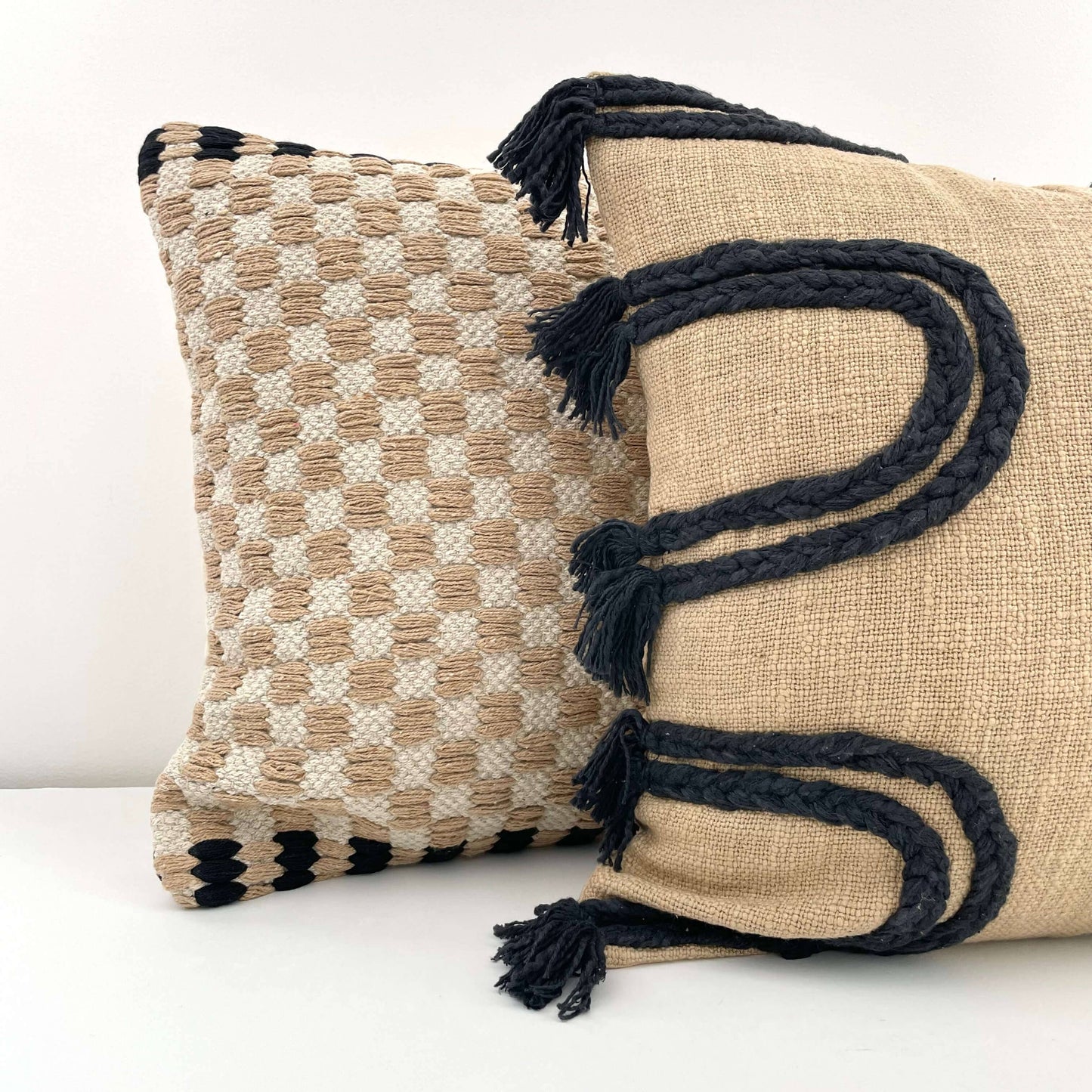 18x18 hand woven neutral blk/tan braided curves pillow cover