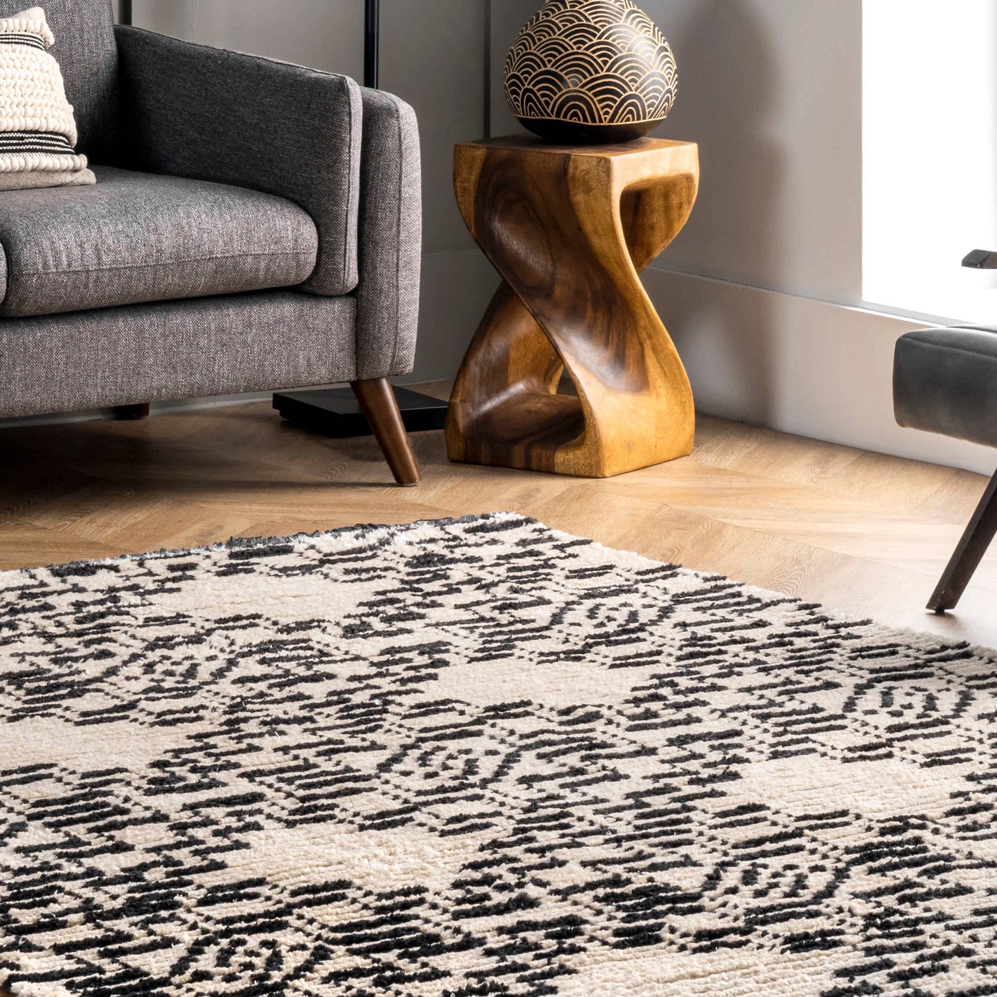 Celia Soft Shag Abstract Aztec Fringe Area Rug